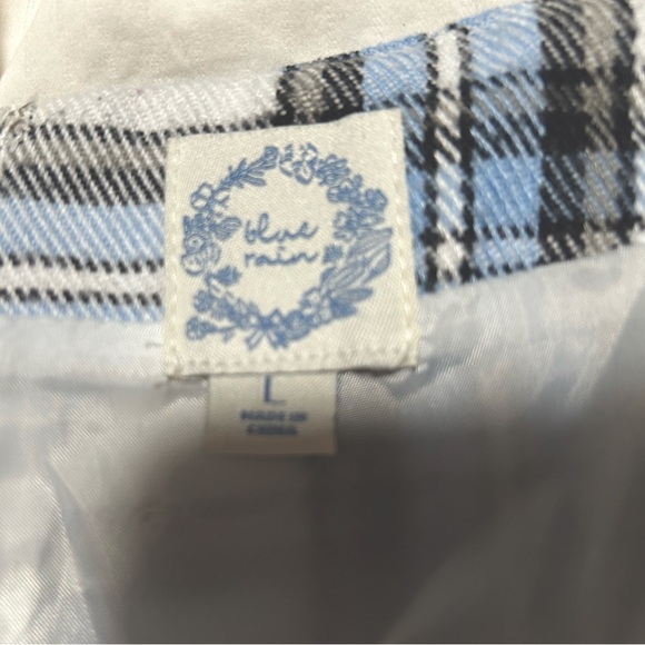 Size L blue plaid skirt from Francesca’s - Picture 2 of 3
